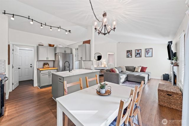 794 SW Odell Street, Port Orchard, WA 98367