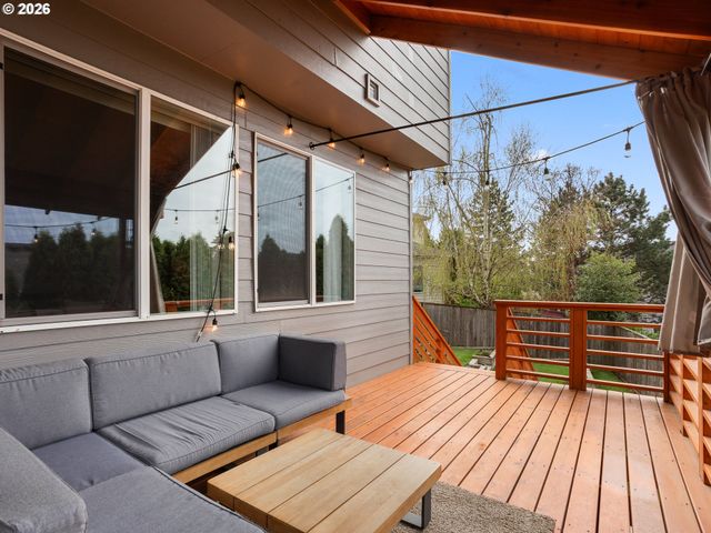 16321 Se WIDGEON Ct, Damascus, OR 97089