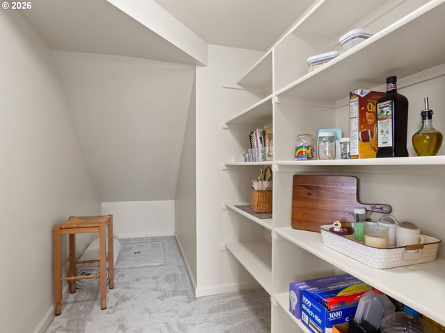 16321 Se WIDGEON Ct, Damascus, OR 97089