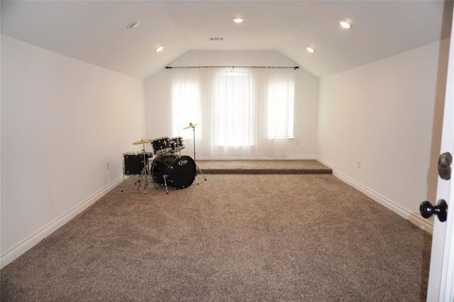 702 Road 5100, Cleveland, TX 77327