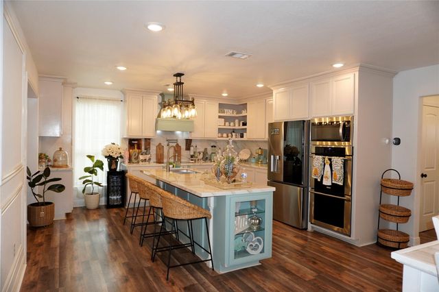 702 Road 5100, Cleveland, TX 77327