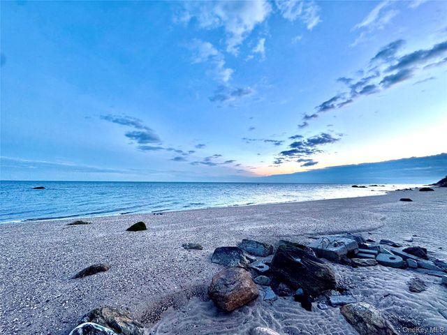 27 Atlantic Drive, Sound Beach, NY 11789