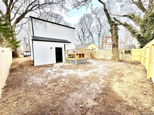 27 Atlantic Drive, Sound Beach, NY 11789