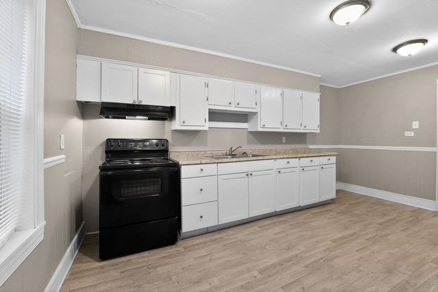 2458 WHITNEY AVE, Memphis, TN 38127