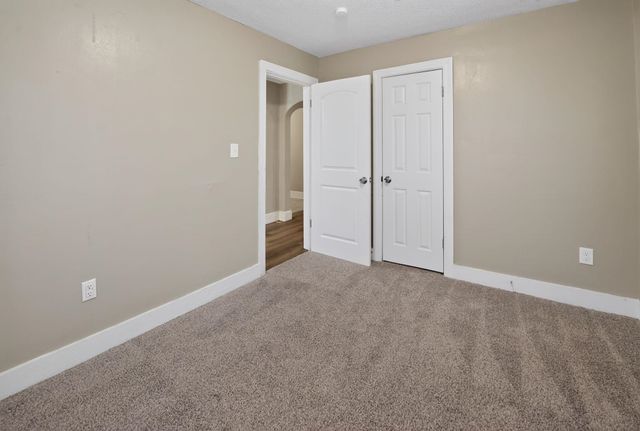 2458 WHITNEY AVE, Memphis, TN 38127