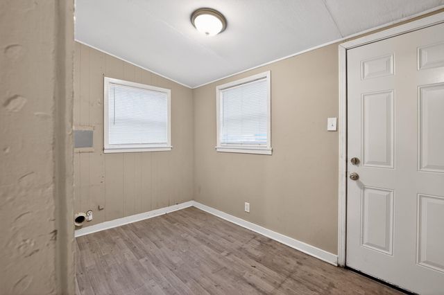 2458 WHITNEY AVE, Memphis, TN 38127