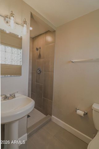 2936 W HIGHLAND Avenue, Phoenix, AZ 85017