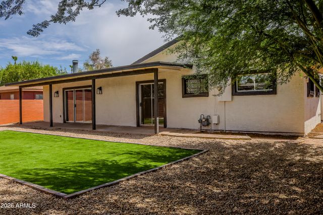 2936 W HIGHLAND Avenue, Phoenix, AZ 85017