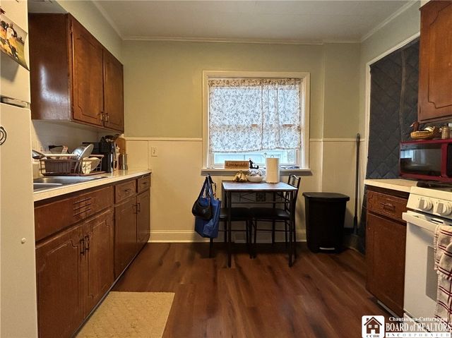 328 Hall Avenue, Jamestown, NY 14701