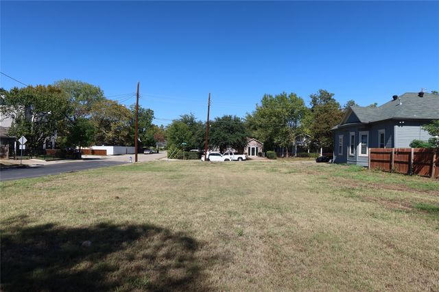 5302 Alton Avenue, Dallas, TX 75214