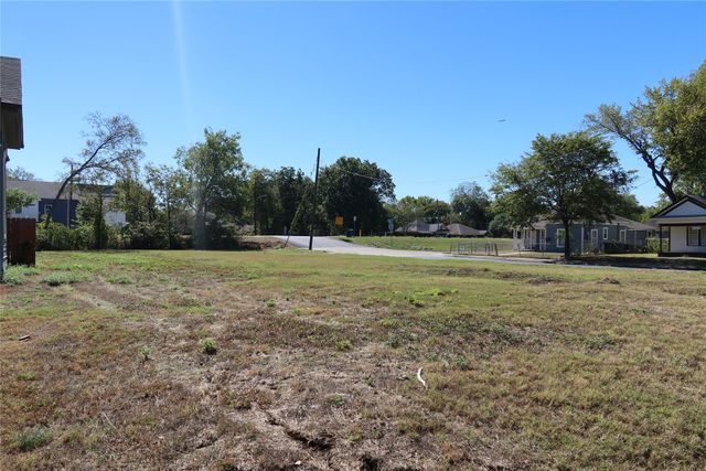 5302 Alton Avenue, Dallas, TX 75214