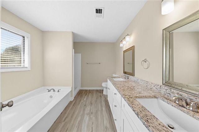 5006 Stoney Point Circle, Stone Mountain, GA 30088