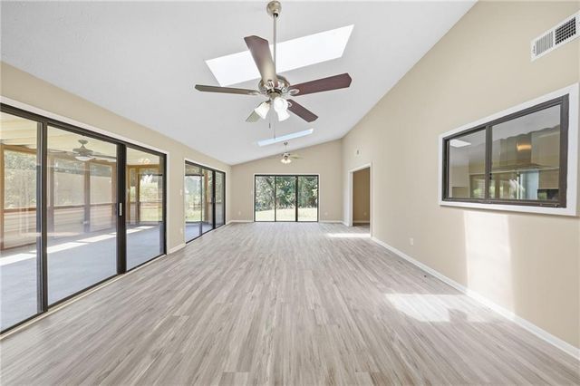 5006 Stoney Point Circle, Stone Mountain, GA 30088