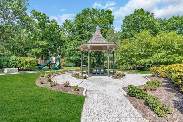 48 Plantation Road, Whitehouse Station, NJ 08889