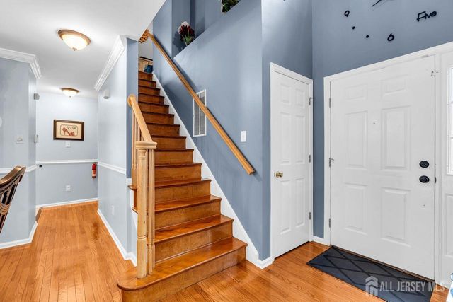 48 Plantation Road, Whitehouse Station, NJ 08889