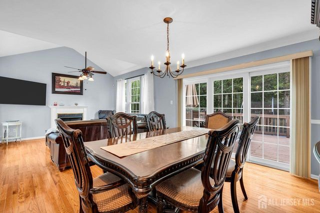 48 Plantation Road, Whitehouse Station, NJ 08889