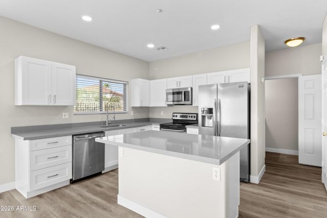 7500 E Deer Valley Road Unit 31, Scottsdale, AZ 85255