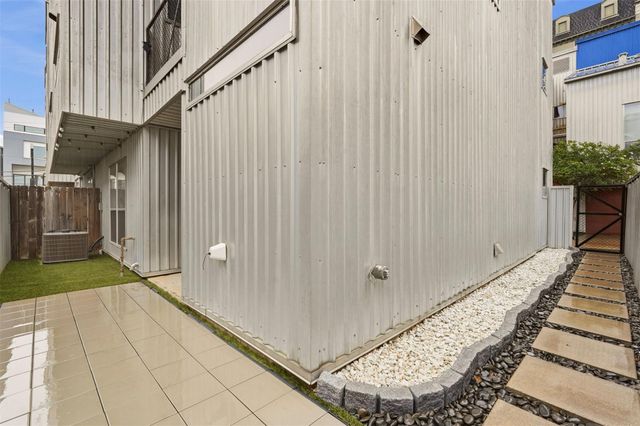 6121 Gehring Street, Houston, TX 77021