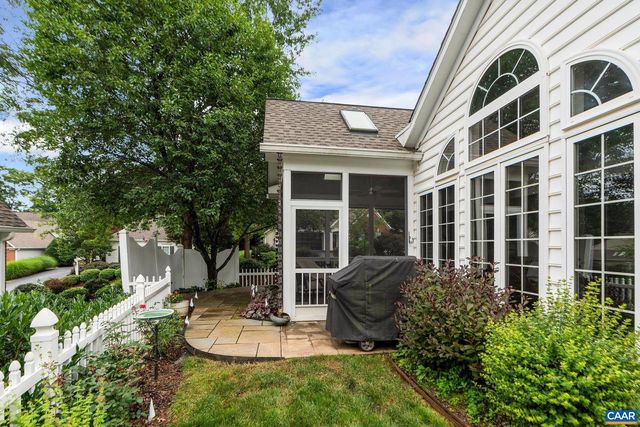 411 HERITAGE CT, Charlottesville, VA 22903