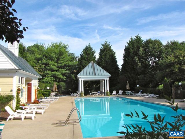 411 HERITAGE CT, Charlottesville, VA 22903