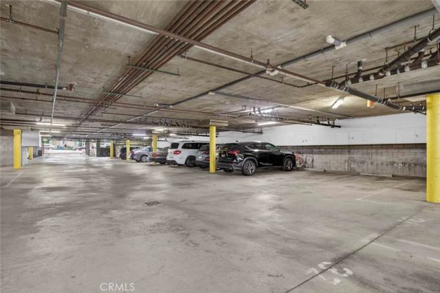305 E Valencia J, Burbank, CA 91502