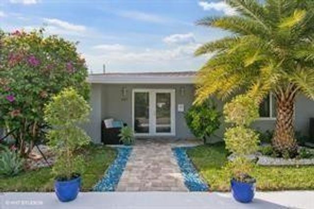 1517 NE 17th Terrace, Fort Lauderdale, FL 33304