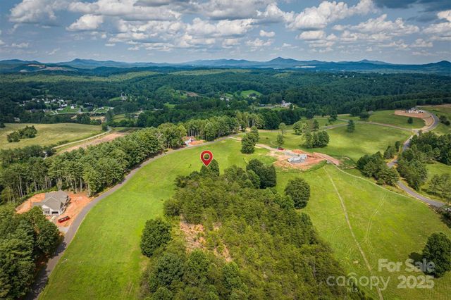 2071 Thoroughbred Way G19, Lenoir, NC 28645