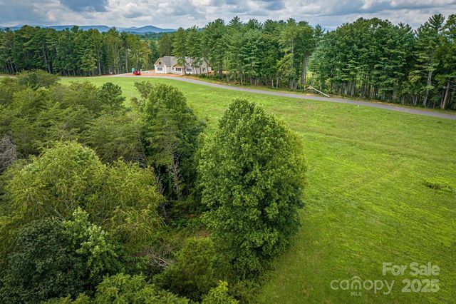 2071 Thoroughbred Way G19, Lenoir, NC 28645