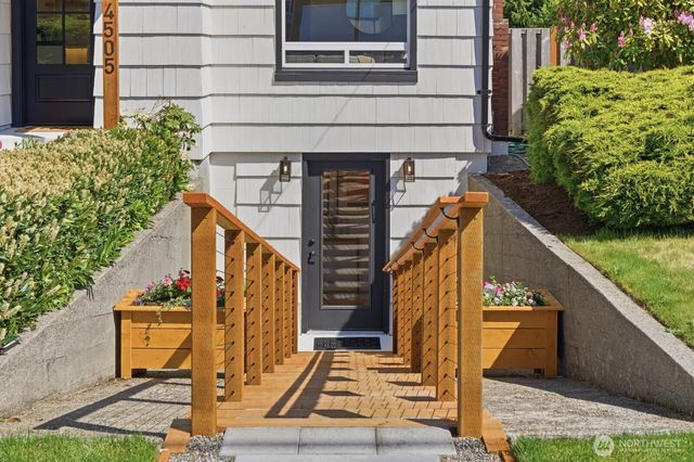 4505 N 25th Street, Tacoma, WA 98406