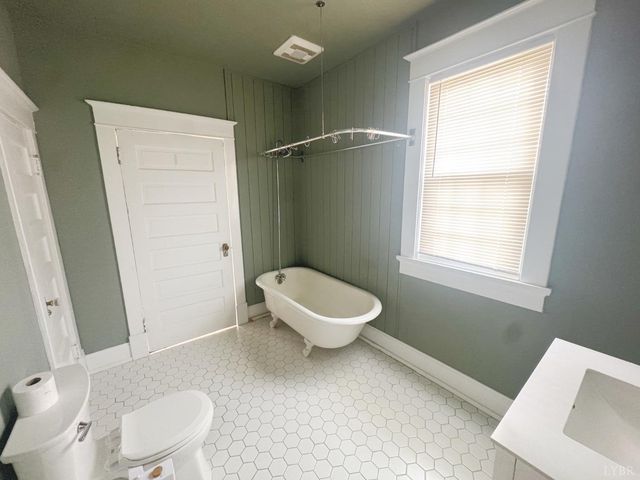 301 Yeardley Avenue, Lynchburg, VA 24501