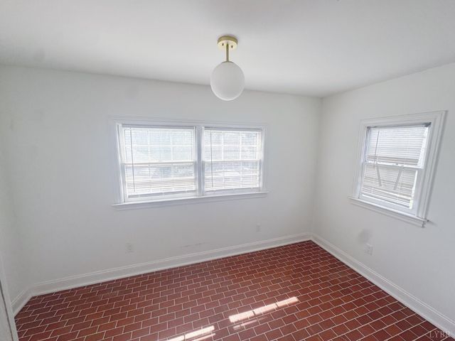 301 Yeardley Avenue, Lynchburg, VA 24501