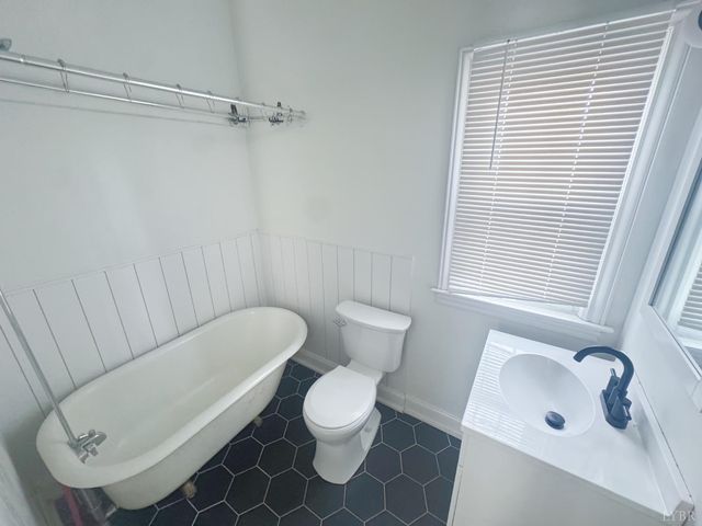 301 Yeardley Avenue, Lynchburg, VA 24501