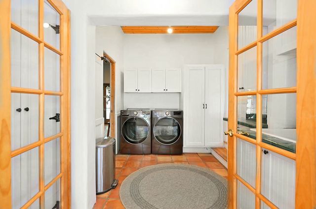 7 Camino De Pastores A and B, Santa Fe, NM 87506