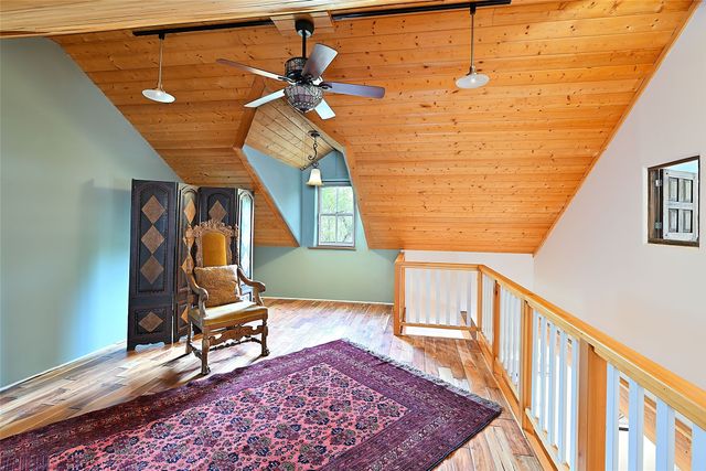 7 Camino De Pastores A and B, Santa Fe, NM 87506