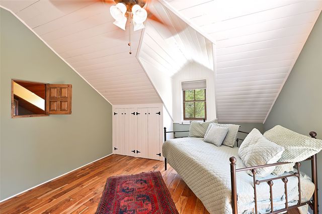 7 Camino De Pastores A and B, Santa Fe, NM 87506
