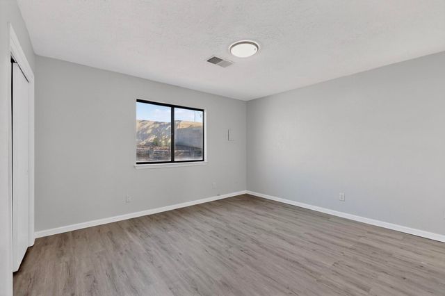 7604 Callow Street NE, Albuquerque, NM 87109