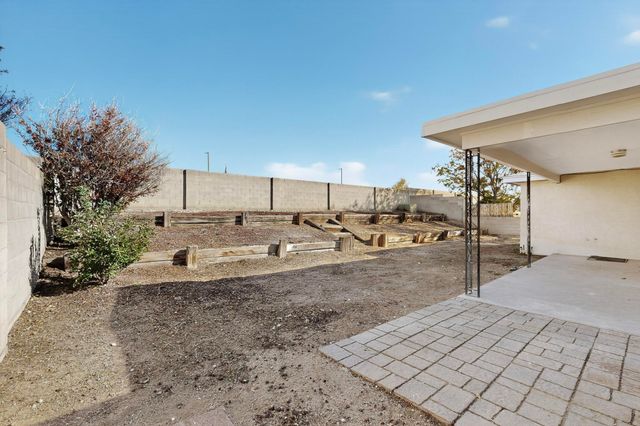 7604 Callow Street NE, Albuquerque, NM 87109