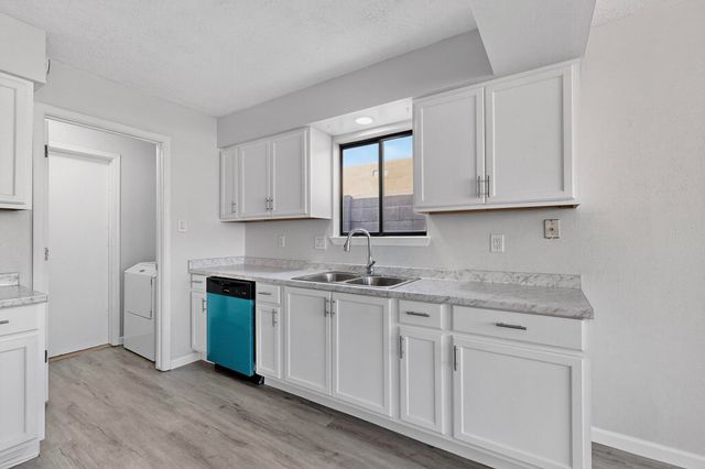 7604 Callow Street NE, Albuquerque, NM 87109