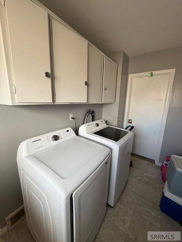 10819 37 E, Idaho Falls, ID 83401