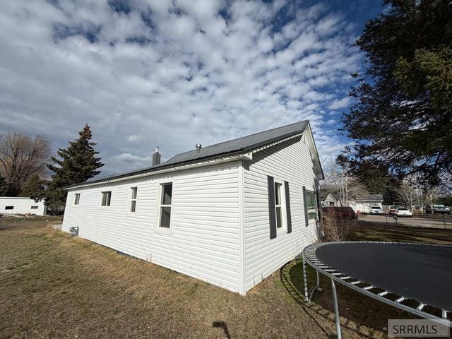 10819 37 E, Idaho Falls, ID 83401