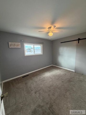 10819 37 E, Idaho Falls, ID 83401