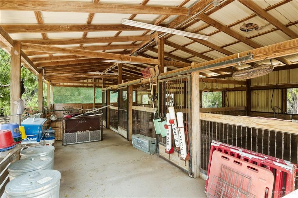 Image 10 of property listing at 17472 Arroyo Bank Drive, Harlingen, TX 78552