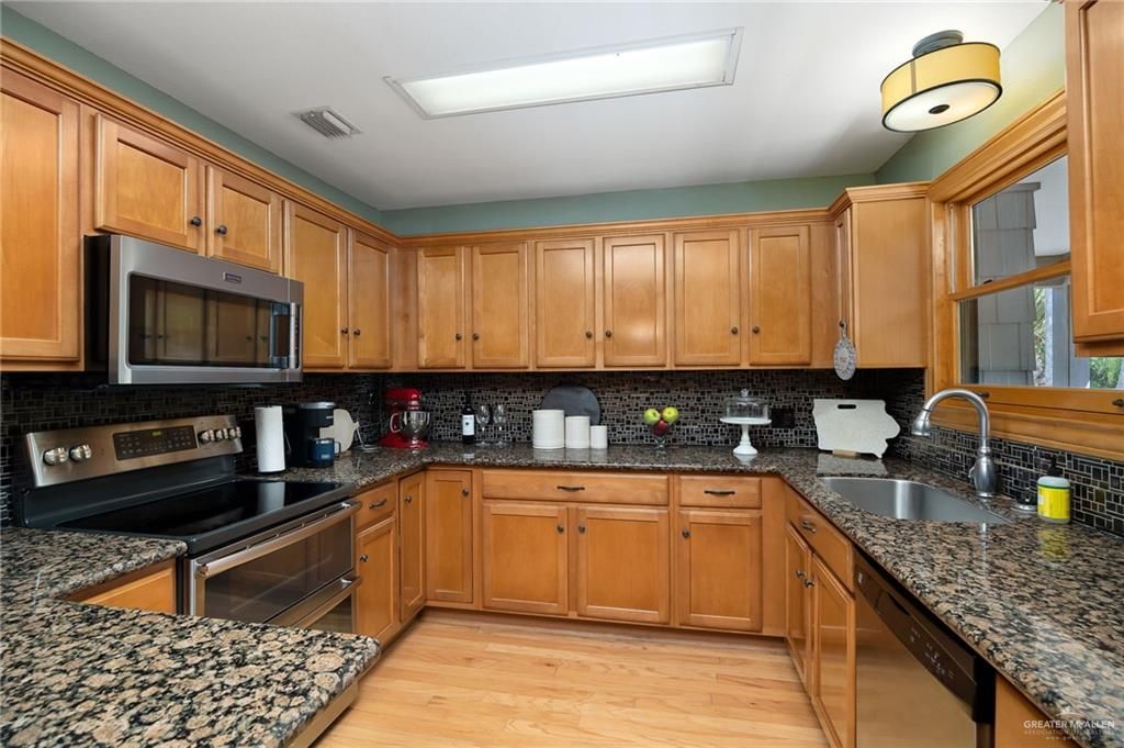 Image 26 of property listing at 17472 Arroyo Bank Drive, Harlingen, TX 78552