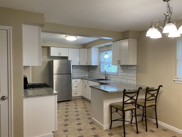 1761 Grange Road, Trenton, MI 48183