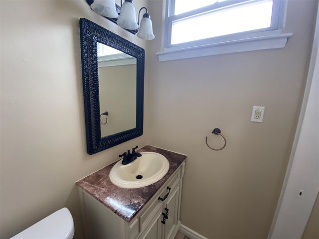 1761 Grange Road, Trenton, MI 48183