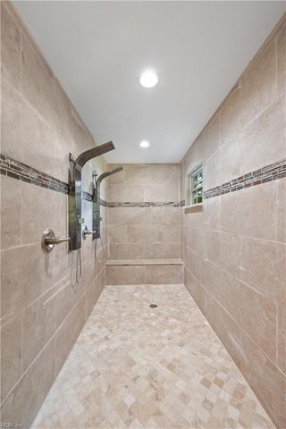 17319 Warwick BLVD, Newport News, VA 23603
