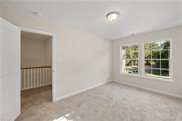17319 Warwick BLVD, Newport News, VA 23603