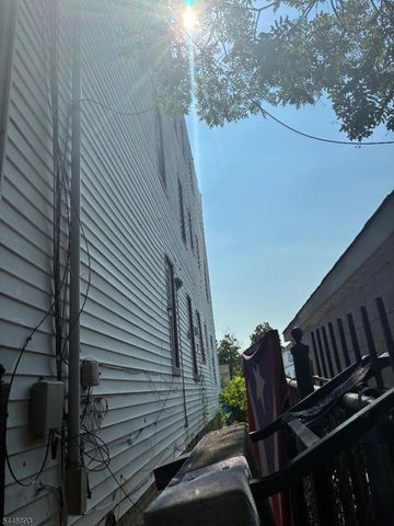468 S 18Th St 3, Newark City, NJ 07103