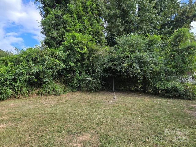 419 S Pearl Street, Troy, NC 27371