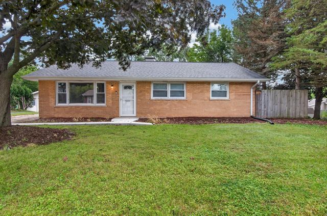 12515 41st AVENUE, Pleasant Prairie, WI 53158
